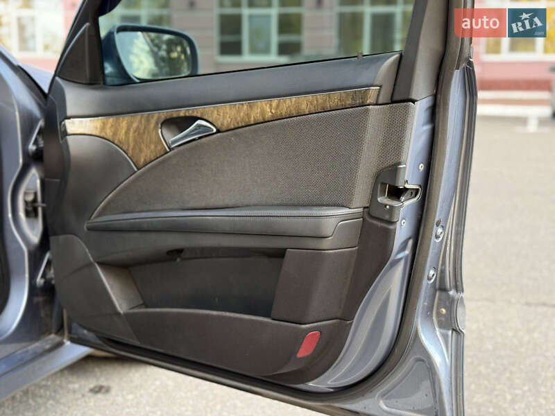 Седан Mercedes-Benz E-Class 2006 в Одесі фото 25 Седан Mercedes-Benz E-Class 2006 в Одесі