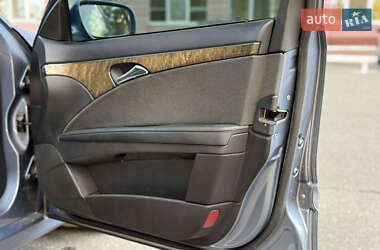 Седан Mercedes-Benz E-Class 2006 в  фото 25 Седан Mercedes-Benz E-Class 2006 в