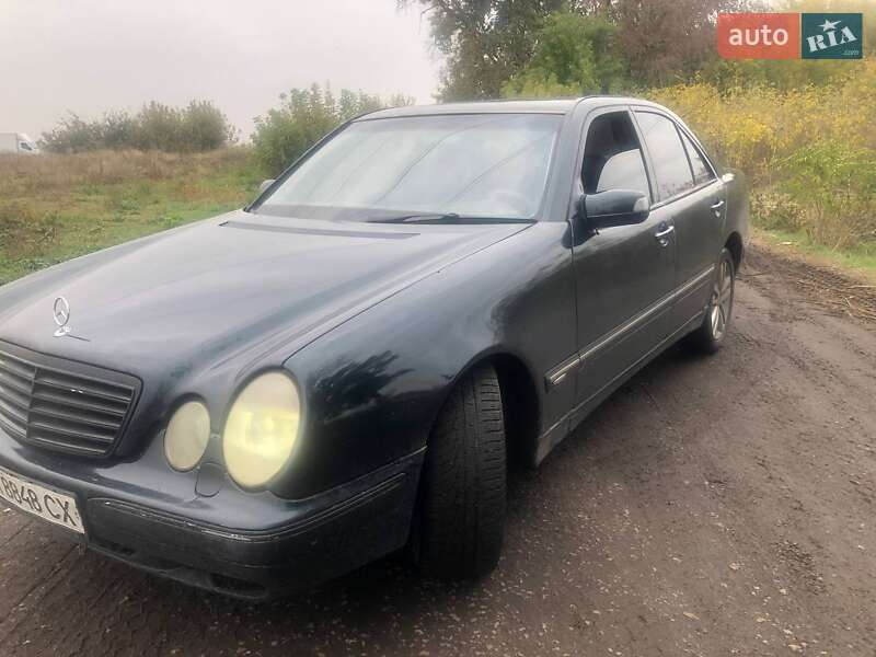 Mercedes-Benz E-Class 1999