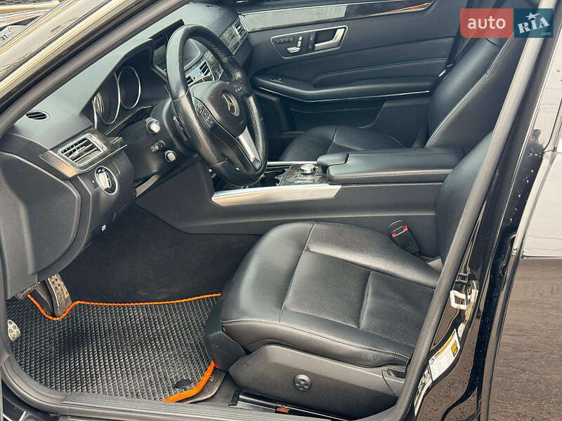 Седан Mercedes-Benz E-Class 2013 в Виннице