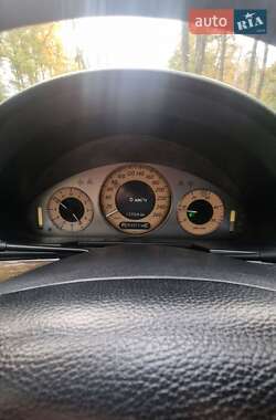 Седан Mercedes-Benz E-Class 2009 в 