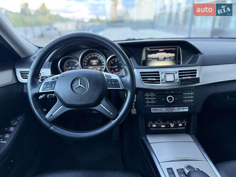 Седан Mercedes-Benz E-Class 2015 в Луцьку