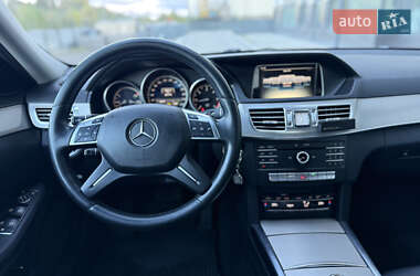 Седан Mercedes-Benz E-Class 2015 в 