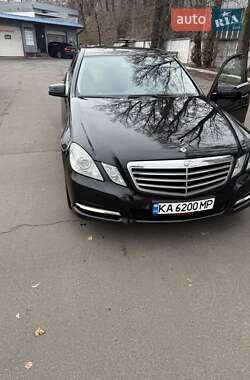Седан Mercedes-Benz E-Class 2012 в 