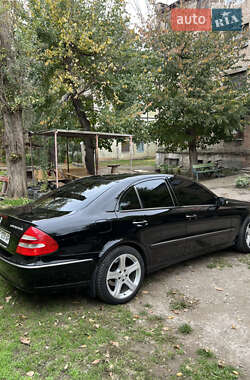 Седан Mercedes-Benz E-Class 2005 в 