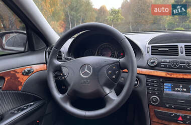 Седан Mercedes-Benz E-Class 2004 в 