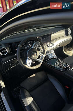 Седан Mercedes-Benz E-Class 2016 в  фото 14 Седан Mercedes-Benz E-Class 2016 в