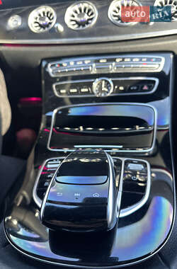 Седан Mercedes-Benz E-Class 2016 в  фото 20 Седан Mercedes-Benz E-Class 2016 в