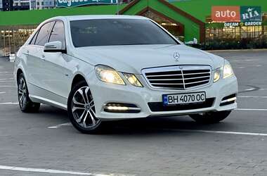 Седан Mercedes-Benz E-Class 2011 в Одессе