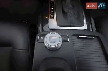 Седан Mercedes-Benz E-Class 2011 в 