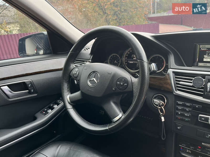 Седан Mercedes-Benz E-Class 2012 в Тячеве фото 81 Седан Mercedes-Benz E-Class 2012 в Тячеве