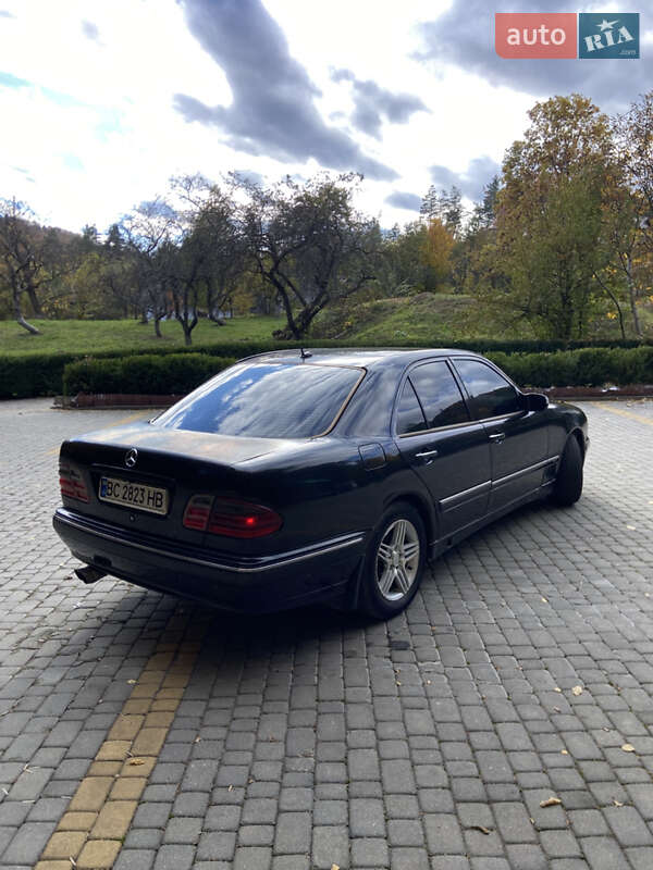 Седан Mercedes-Benz E-Class 2000 в Ивано-Франковске