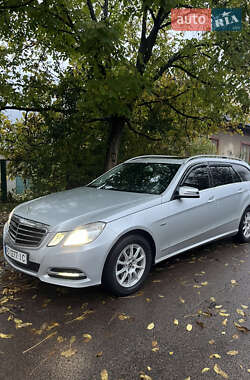 Универсал Mercedes-Benz E-Class 2010 в Рахове