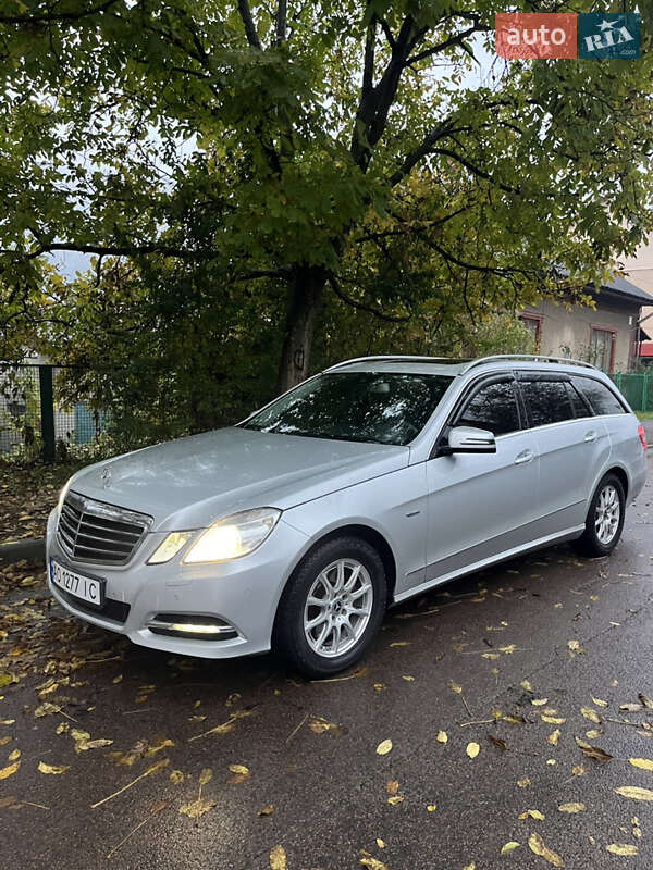 Mercedes-Benz E-Class 2010