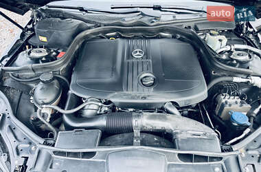 Седан Mercedes-Benz E-Class 2016 в 