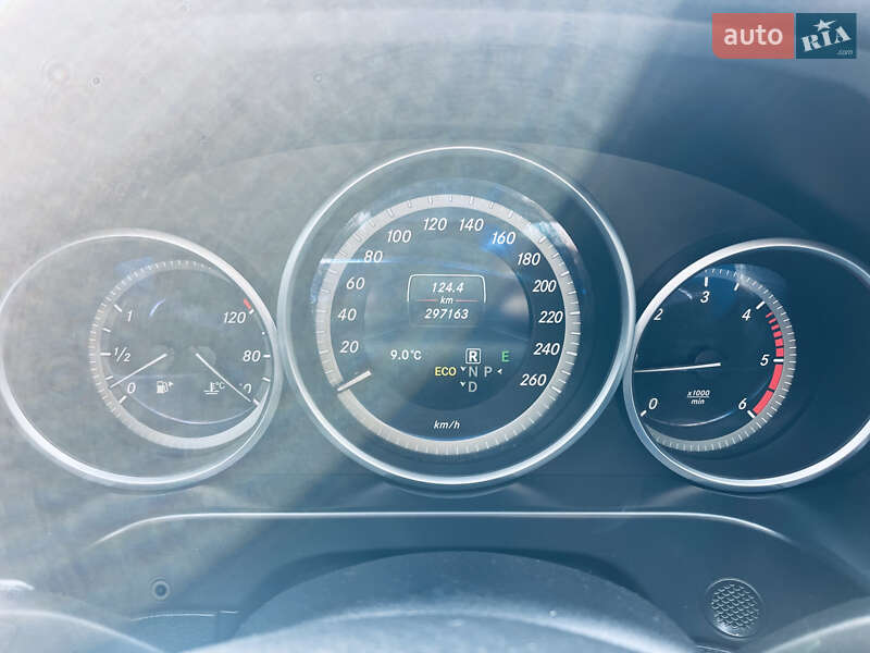 Седан Mercedes-Benz E-Class 2016 в Бродах фото 41 Седан Mercedes-Benz E-Class 2016 в Бродах