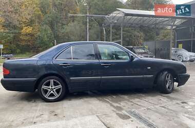 Седан Mercedes-Benz E-Class 1997 в 