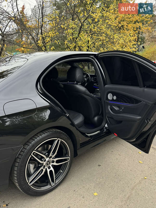 Седан Mercedes-Benz E-Class 2019 в Киеве фото 10 Седан Mercedes-Benz E-Class 2019 в Киеве