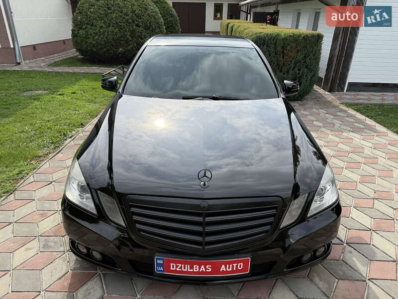 Седан Mercedes-Benz E-Class 2009 в Коломиї