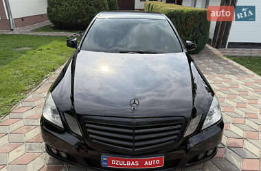 Седан Mercedes-Benz E-Class 2009 в 