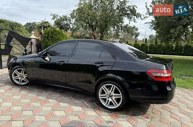 Седан Mercedes-Benz E-Class 2009 в 