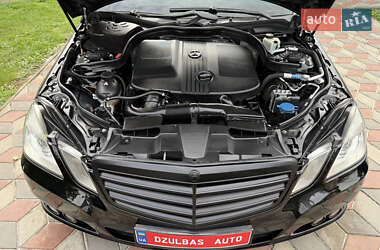 Седан Mercedes-Benz E-Class 2009 в 