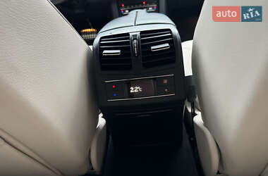 Седан Mercedes-Benz E-Class 2015 в  фото 11 Седан Mercedes-Benz E-Class 2015 в