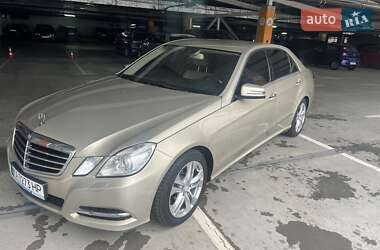 Седан Mercedes-Benz E-Class 2012 в 