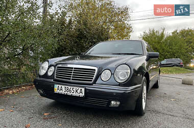 Седан Mercedes-Benz E-Class 1998 в Києві