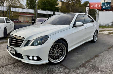 Седан Mercedes-Benz E-Class 2009 в 