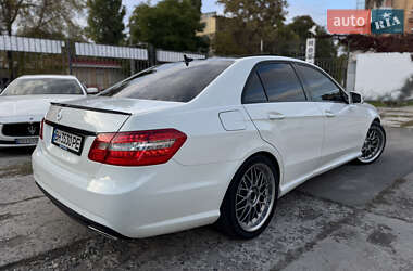 Седан Mercedes-Benz E-Class 2009 в 