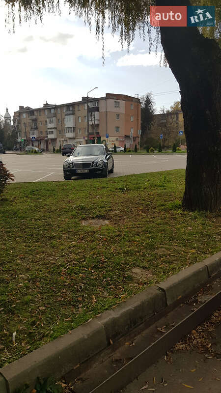 Седан Mercedes-Benz E-Class 2003 в Дрогобыче фото 12 Седан Mercedes-Benz E-Class 2003 в Дрогобыче