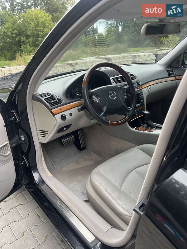 Седан Mercedes-Benz E-Class 2003 в Дрогобыче фото 25 Седан Mercedes-Benz E-Class 2003 в Дрогобыче