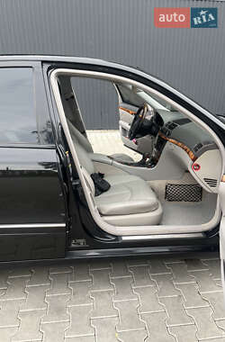 Седан Mercedes-Benz E-Class 2003 в  фото 32 Седан Mercedes-Benz E-Class 2003 в