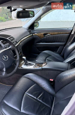 Седан Mercedes-Benz E-Class 2004 в 