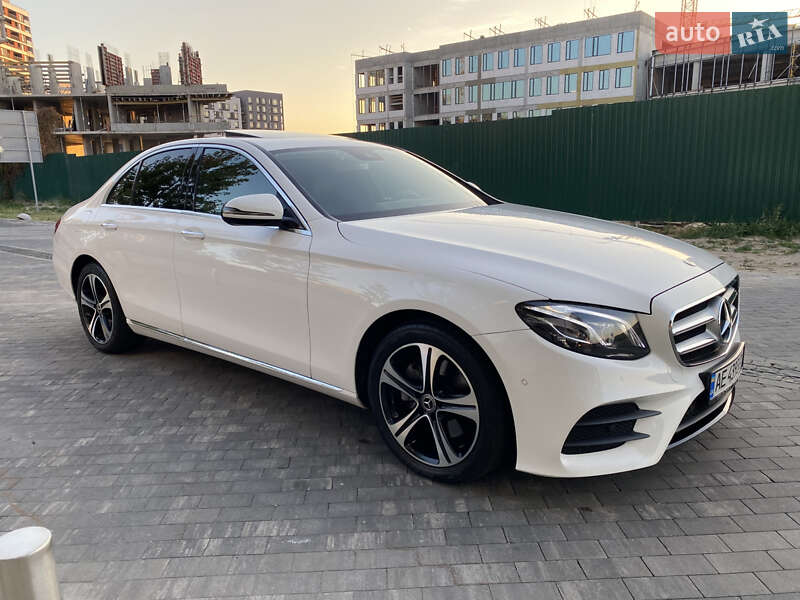 Седан Mercedes-Benz E-Class 2019 в Києві