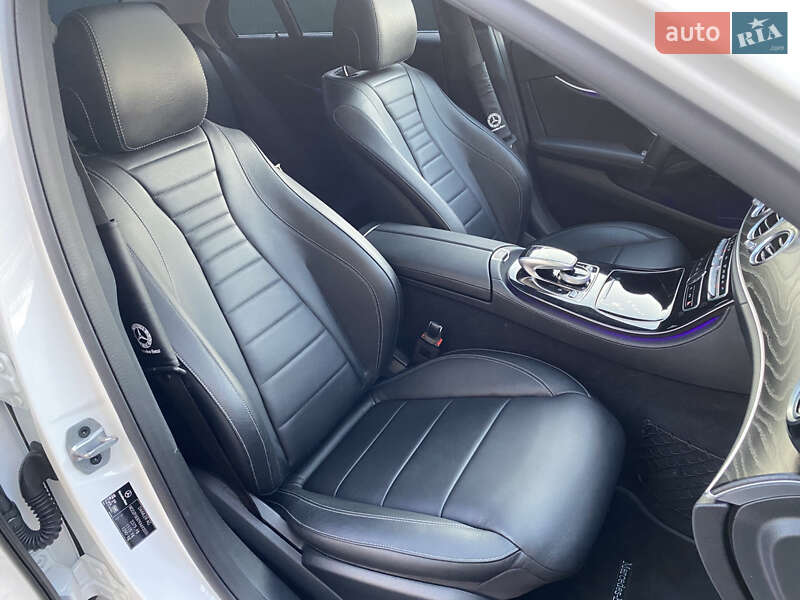 Седан Mercedes-Benz E-Class 2019 в Києві