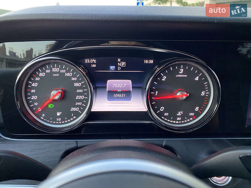 Седан Mercedes-Benz E-Class 2019 в Києві