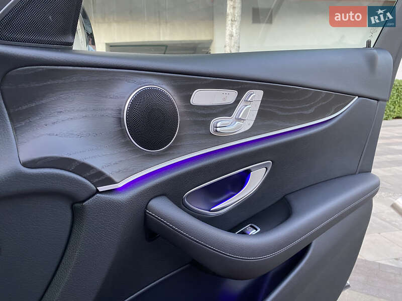 Седан Mercedes-Benz E-Class 2019 в Києві