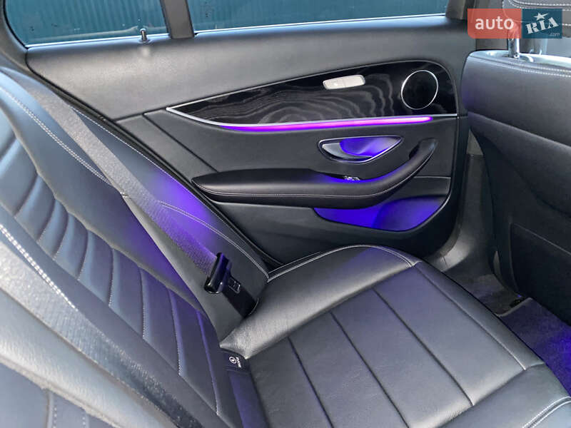 Седан Mercedes-Benz E-Class 2019 в Києві