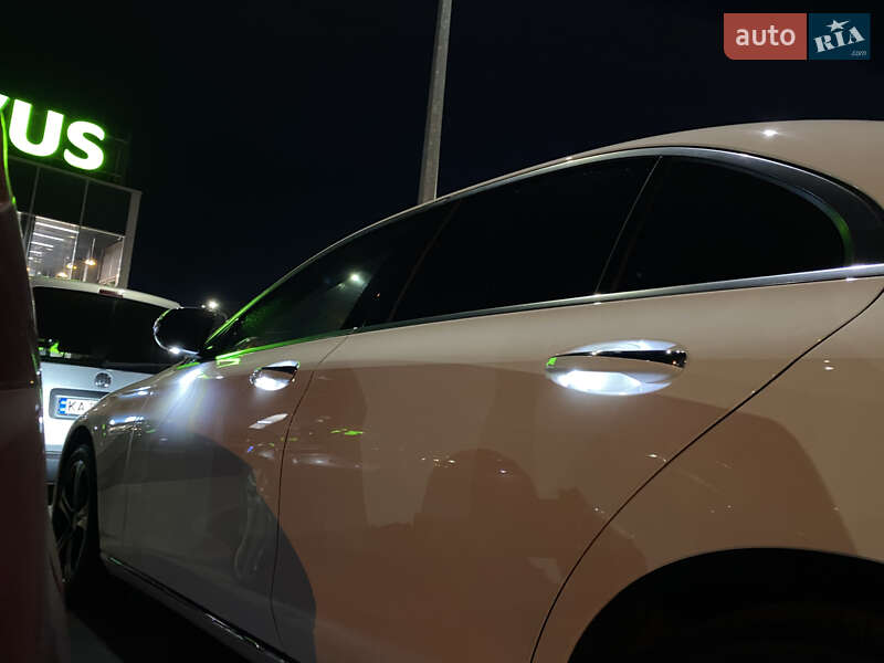 Седан Mercedes-Benz E-Class 2019 в Києві