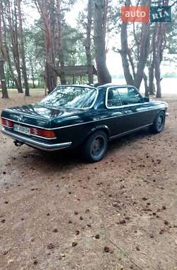 Купе Mercedes-Benz E-Class 1979 в 