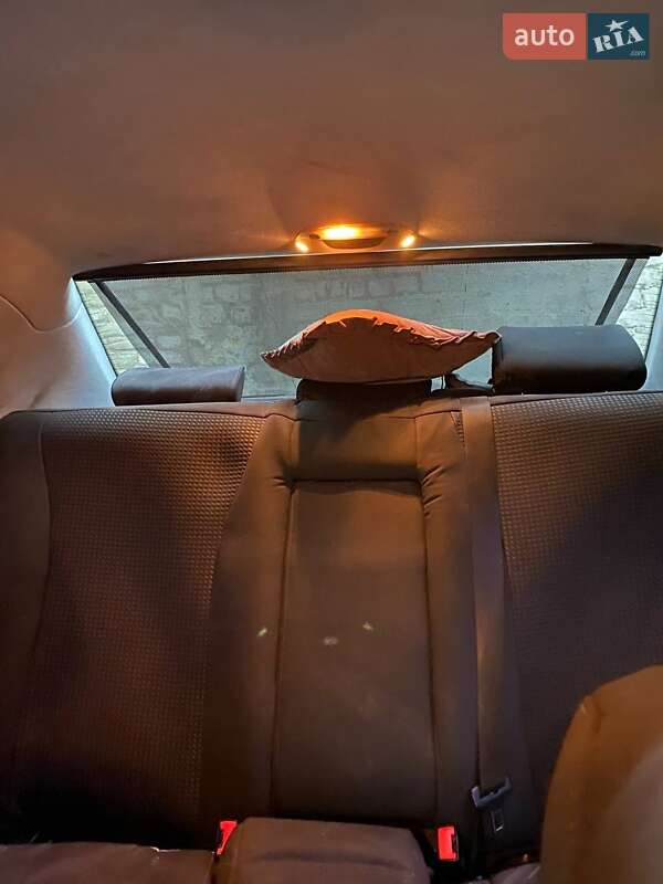 Седан Mercedes-Benz E-Class 2001 в Шостке