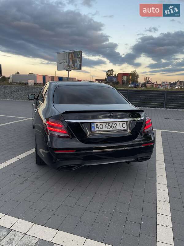 Седан Mercedes-Benz E-Class 2016 в Мукачево фото 12 Седан Mercedes-Benz E-Class 2016 в Мукачево