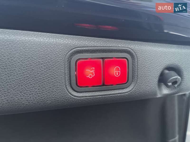 Седан Mercedes-Benz E-Class 2016 в Мукачево фото 26 Седан Mercedes-Benz E-Class 2016 в Мукачево