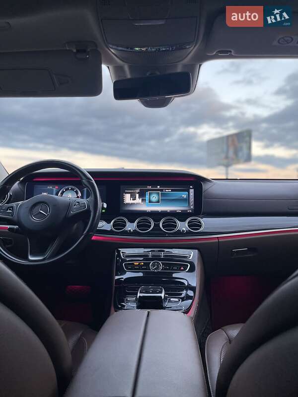 Седан Mercedes-Benz E-Class 2016 в Мукачево фото 33 Седан Mercedes-Benz E-Class 2016 в Мукачево