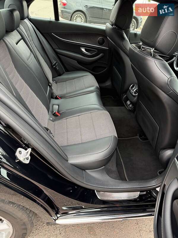 Седан Mercedes-Benz E-Class 2019 в Черкасах фото 10 Седан Mercedes-Benz E-Class 2019 в Черкасах