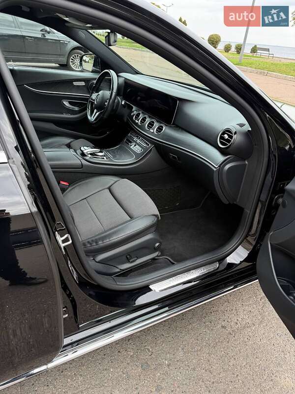 Седан Mercedes-Benz E-Class 2019 в Черкасах фото 15 Седан Mercedes-Benz E-Class 2019 в Черкасах