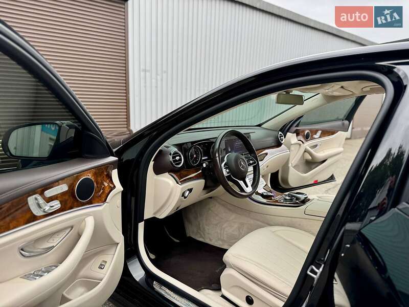 Седан Mercedes-Benz E-Class 2020 в Києві