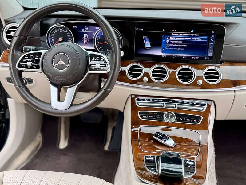 Седан Mercedes-Benz E-Class 2020 в Києві